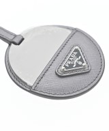 PRADA（プラダ）キーケース・キーホルダー シルバー サイズ:- レディース/2200677674025