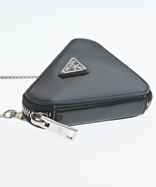 PRADA（プラダ）ポーチ 黒 サイズ:- レディース/2200680470041