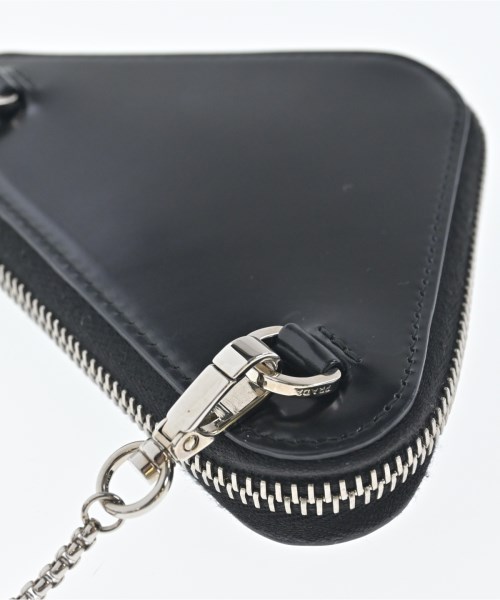 PRADA（プラダ）ポーチ 黒 サイズ:- レディース/2200680470041