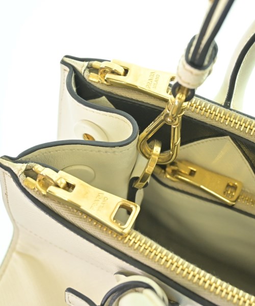 PRADA（プラダ）ハンドバッグ 白 サイズ:- レディース/2200693772989