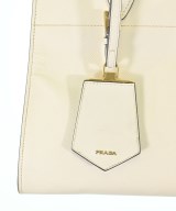 PRADA（プラダ）ハンドバッグ 白 サイズ:- レディース/2200693772989