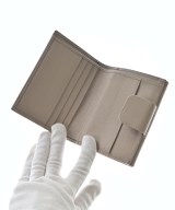 PRADA（プラダ）財布・コインケース ベージュ サイズ:- レディース/2200698939271