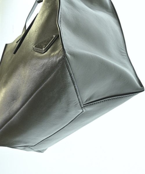 PRADA（プラダ）ショルダーバッグ カーキ サイズ:- レディース/2200698976221