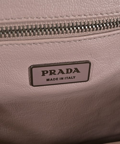 PRADA（プラダ）ショルダーバッグ グレー サイズ:- レディース/2200697403018