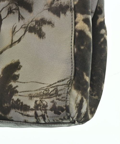 PRADA（プラダ）ショルダーバッグ グレー サイズ:- レディース/2200697403018