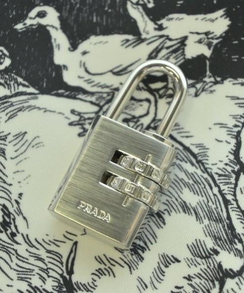 PRADA（プラダ）ビジネスバッグ 黒 サイズ:- レディース/2200700210053