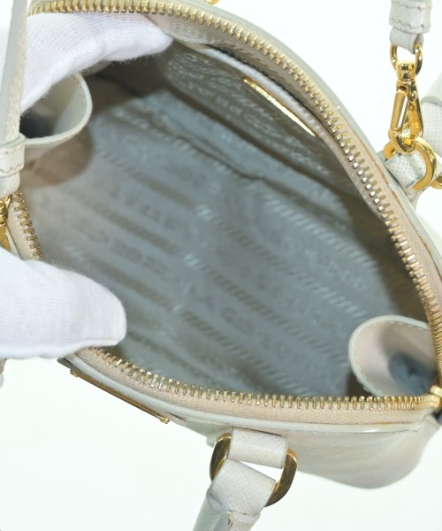 PRADA（プラダ）ハンドバッグ 白 サイズ:- レディース/2200701085278