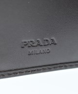 PRADA（プラダ）キーケース・キーホルダー ベージュ サイズ:- レディース/2200656859719
