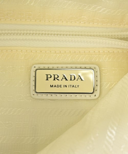 PRADA（プラダ）ショルダーバッグ 白 サイズ:- レディース/2200716267072