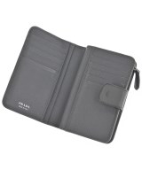 PRADA（プラダ）財布・コインケース グレー サイズ:- レディース/2200642396037