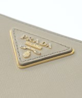 PRADA（プラダ）財布・コインケース グレー サイズ:- レディース/2200649433360