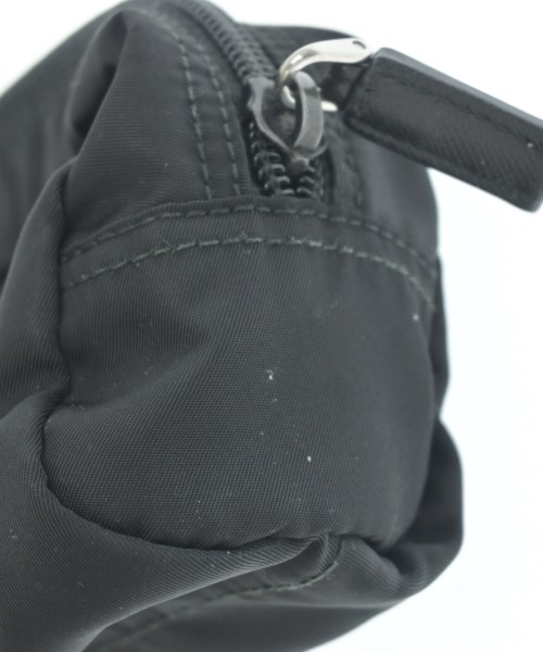 PRADA（プラダ）ポーチ 黒 サイズ:- レディース/2200701250195
