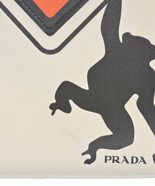 PRADA（プラダ）ショルダーバッグ 白 サイズ:- レディース/2200706239553