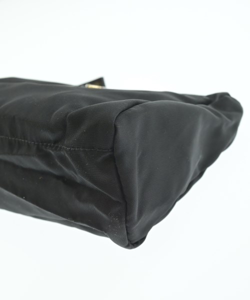 PRADA（プラダ）ポーチ 黒 サイズ:- レディース/2200664992552