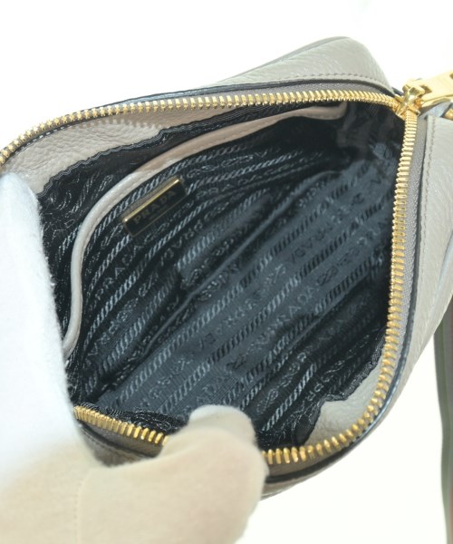 PRADA（プラダ）ショルダーバッグ グレー サイズ:- レディース/2200668400183