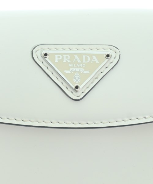 PRADA（プラダ）ショルダーバッグ 白 サイズ:- レディース/2200670230112
