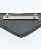 PRADA（プラダ）ブローチ・コサージュ 黒 サイズ:- レディース/2200724974061