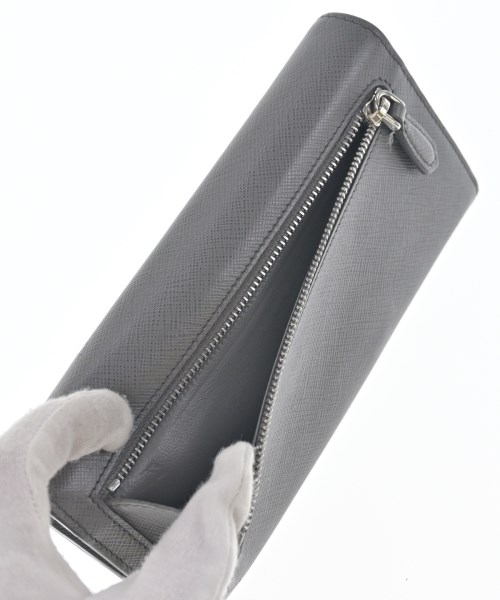 PRADA（プラダ）財布・コインケース グレー サイズ:- レディース/2200688689407