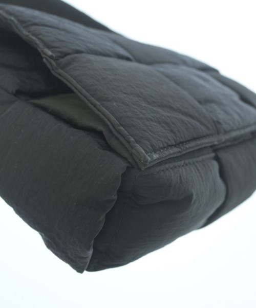 BOTTEGA VENETA（ボッテガヴェネタ）ショルダーバッグ 黒 サイズ:- レディース/2200635483034