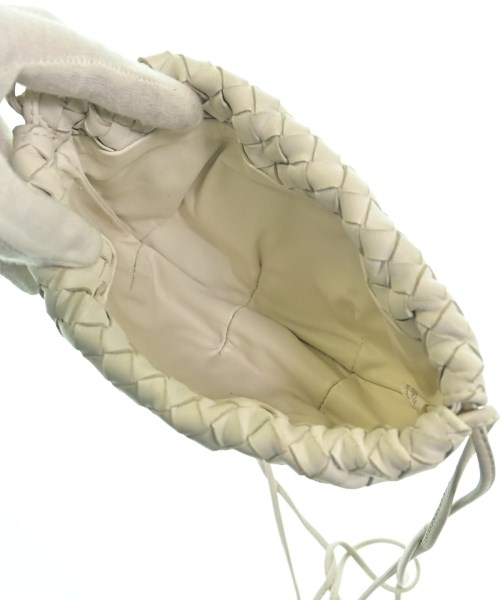 BOTTEGA VENETA（ボッテガヴェネタ）ショルダーバッグ 白 サイズ:- レディース/2200636500099