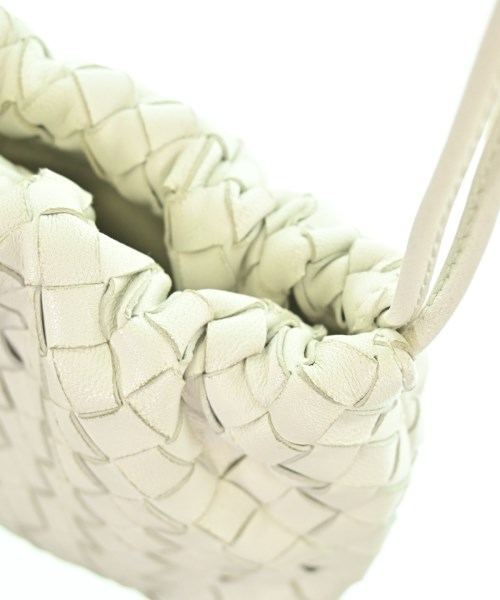 BOTTEGA VENETA（ボッテガヴェネタ）ショルダーバッグ 白 サイズ:- レディース/2200636500099