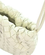 BOTTEGA VENETA（ボッテガヴェネタ）ショルダーバッグ 白 サイズ:- レディース/2200636500099