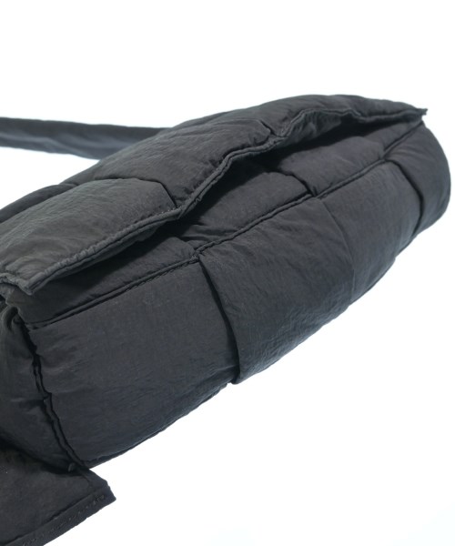 BOTTEGA VENETA（ボッテガヴェネタ）ショルダーバッグ 黒 サイズ:- レディース/2200641811043