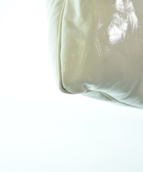 BOTTEGA VENETA（ボッテガヴェネタ）クラッチバッグ 白 サイズ:- レディース/2200636705104