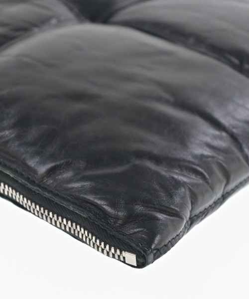 BOTTEGA VENETA（ボッテガヴェネタ）クラッチバッグ 黒 サイズ:- レディース/2200621035070