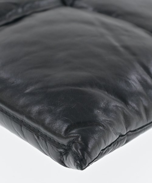 BOTTEGA VENETA（ボッテガヴェネタ）クラッチバッグ 黒 サイズ:- レディース/2200621035070