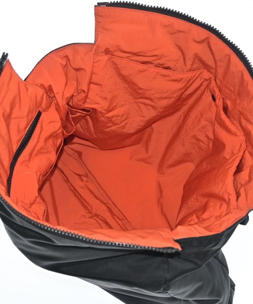 BOTTEGA VENETA（ボッテガヴェネタ）クラッチバッグ 黒 サイズ:- レディース/2200629162655