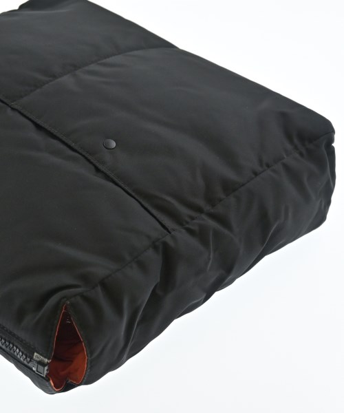 BOTTEGA VENETA（ボッテガヴェネタ）クラッチバッグ 黒 サイズ:- レディース/2200629162655