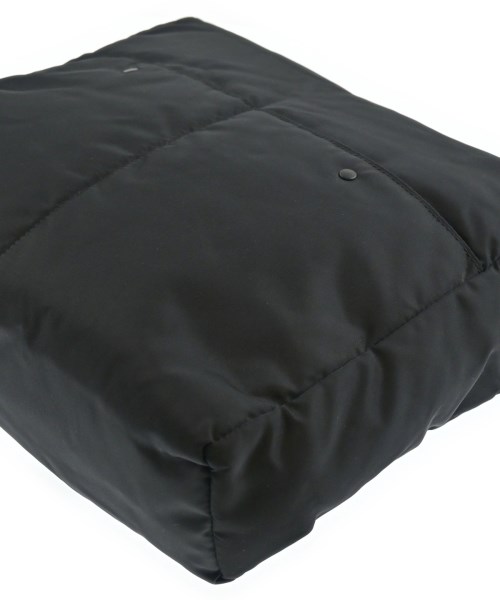 BOTTEGA VENETA（ボッテガヴェネタ）クラッチバッグ 黒 サイズ:- レディース/2200629162655