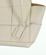 BOTTEGA VENETA（ボッテガヴェネタ）ハンドバッグ 白 サイズ:- レディース/2200632785018