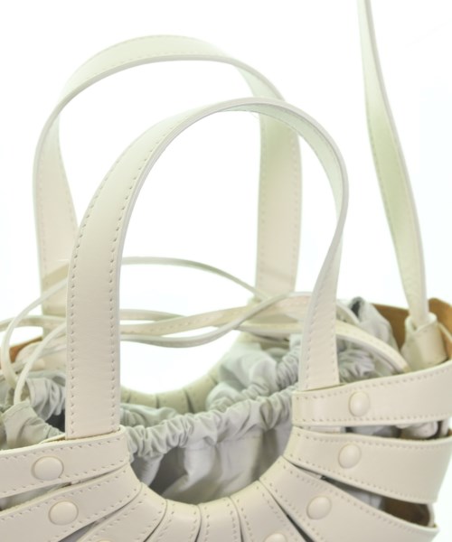 BOTTEGA VENETA（ボッテガヴェネタ）ショルダーバッグ 白 サイズ:S レディース/2200632913015