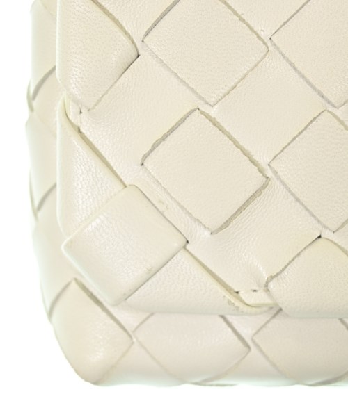 BOTTEGA VENETA（ボッテガヴェネタ）ショルダーバッグ 白 サイズ:- レディース/2200633185060