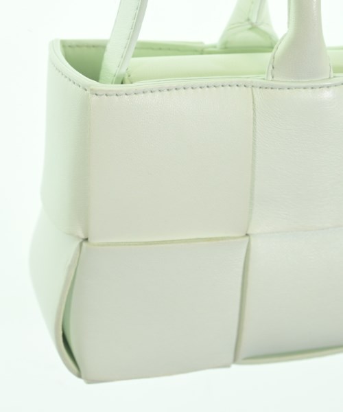 BOTTEGA VENETA（ボッテガヴェネタ）ショルダーバッグ 緑 サイズ:- レディース/2200633219017