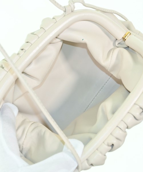 BOTTEGA VENETA（ボッテガヴェネタ）ショルダーバッグ 白 サイズ:- レディース/2200612287303