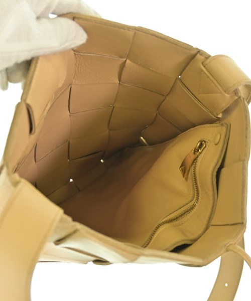 BOTTEGA VENETA（ボッテガヴェネタ）ショルダーバッグ ベージュ サイズ:- レディース/2200612869011
