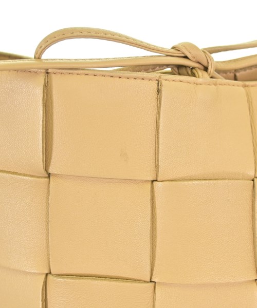 BOTTEGA VENETA（ボッテガヴェネタ）ショルダーバッグ ベージュ サイズ:- レディース/2200612869011