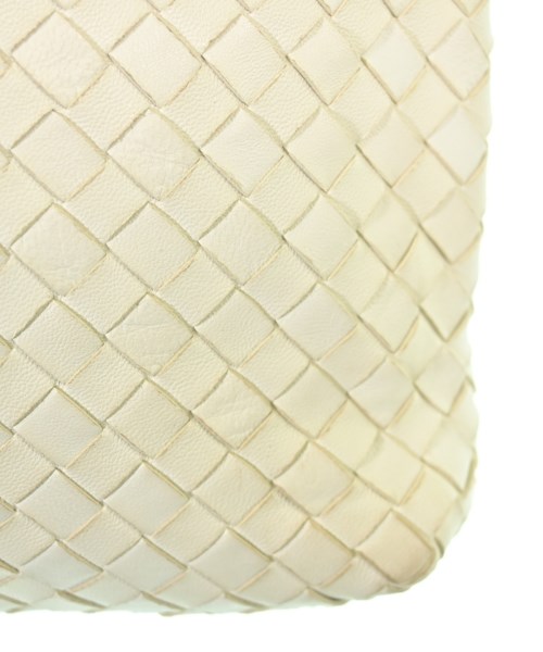 BOTTEGA VENETA（ボッテガヴェネタ）ショルダーバッグ 白 サイズ:- レディース/2200614245950