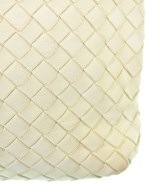 BOTTEGA VENETA（ボッテガヴェネタ）ショルダーバッグ 白 サイズ:- レディース/2200614245950