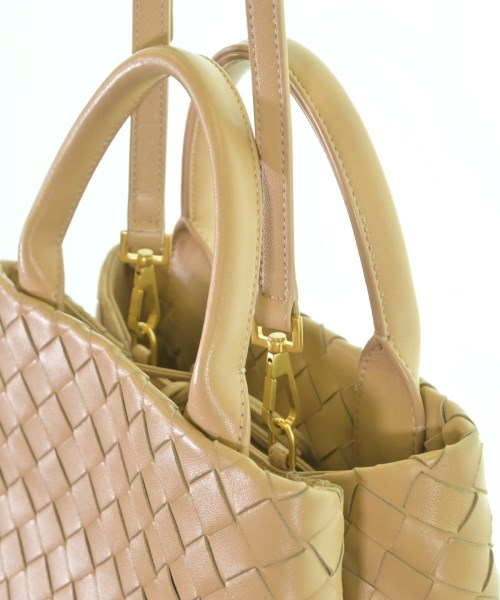 BOTTEGA VENETA（ボッテガヴェネタ）ショルダーバッグ ベージュ サイズ:- レディース/2200615734019