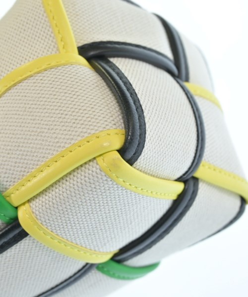 BOTTEGA VENETA（ボッテガヴェネタ）ハンドバッグ 白 サイズ:- レディース/2200609484135