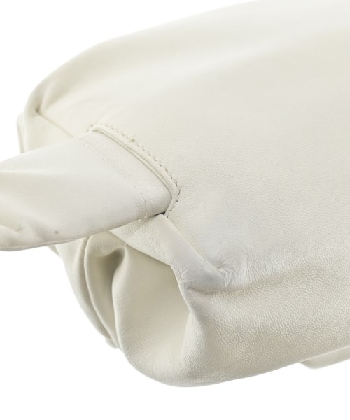 BOTTEGA VENETA（ボッテガヴェネタ）ショルダーバッグ 白 サイズ:- レディース/2200676731156