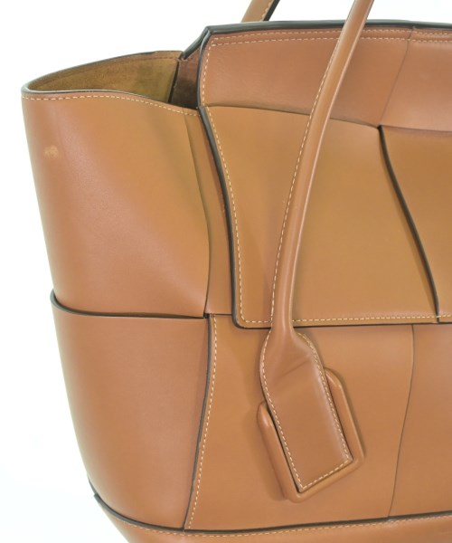 BOTTEGA VENETA（ボッテガヴェネタ）ショルダーバッグ 茶 サイズ:- レディース/2200680569011
