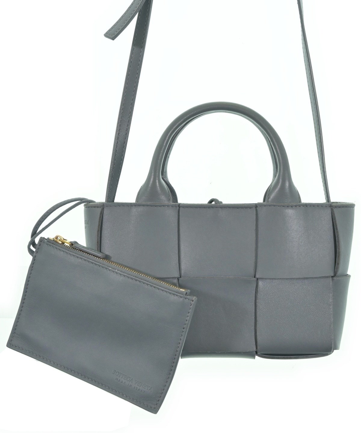新品未使用BOTTEGA VENETA グレー¥99000 →¥42800 BOTTEGA VENETA（ボッテガヴェネタ）トートバッグ グレー サイズ