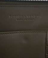 BOTTEGA VENETA（ボッテガヴェネタ）クラッチバッグ カーキ サイズ:- レディース/2200681738027