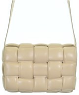 BOTTEGA VENETA（ボッテガヴェネタ）ショルダーバッグ ベージュ サイズ:- レディース/2200693935094