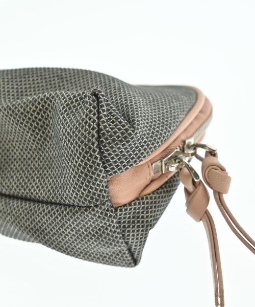 BOTTEGA VENETA（ボッテガヴェネタ）ポーチ グレー サイズ:- レディース/2200691136172